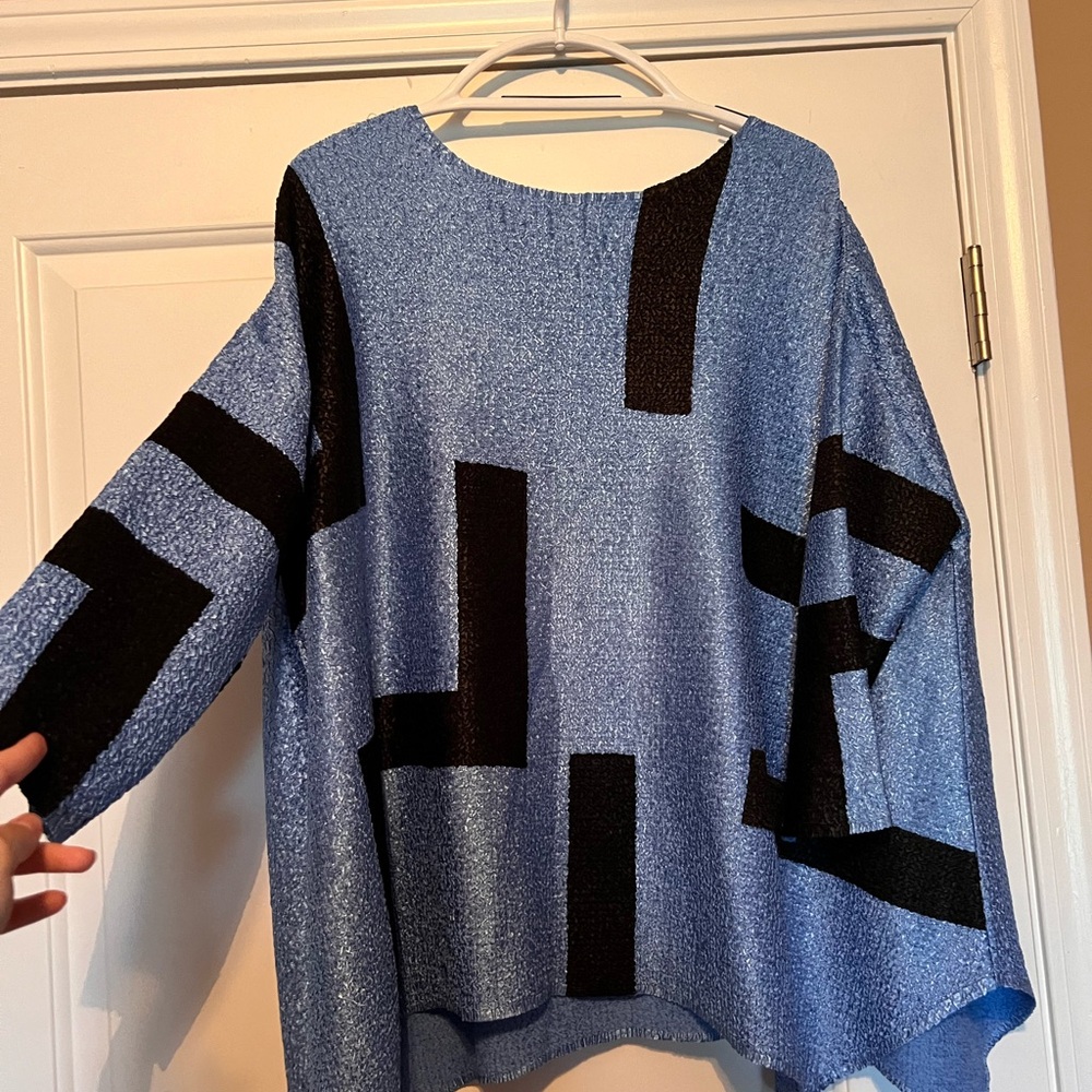 Berek Crinkle Top